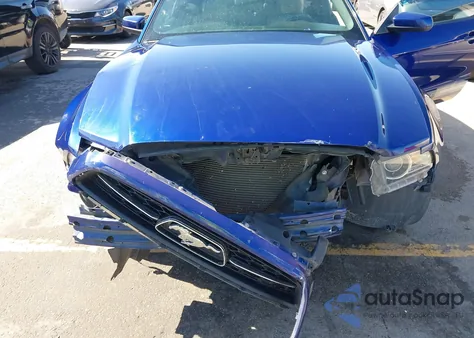 2013 Ford Mustang V6 Premium from USA, damaged, VIN 1ZVBP8AMXD5206288